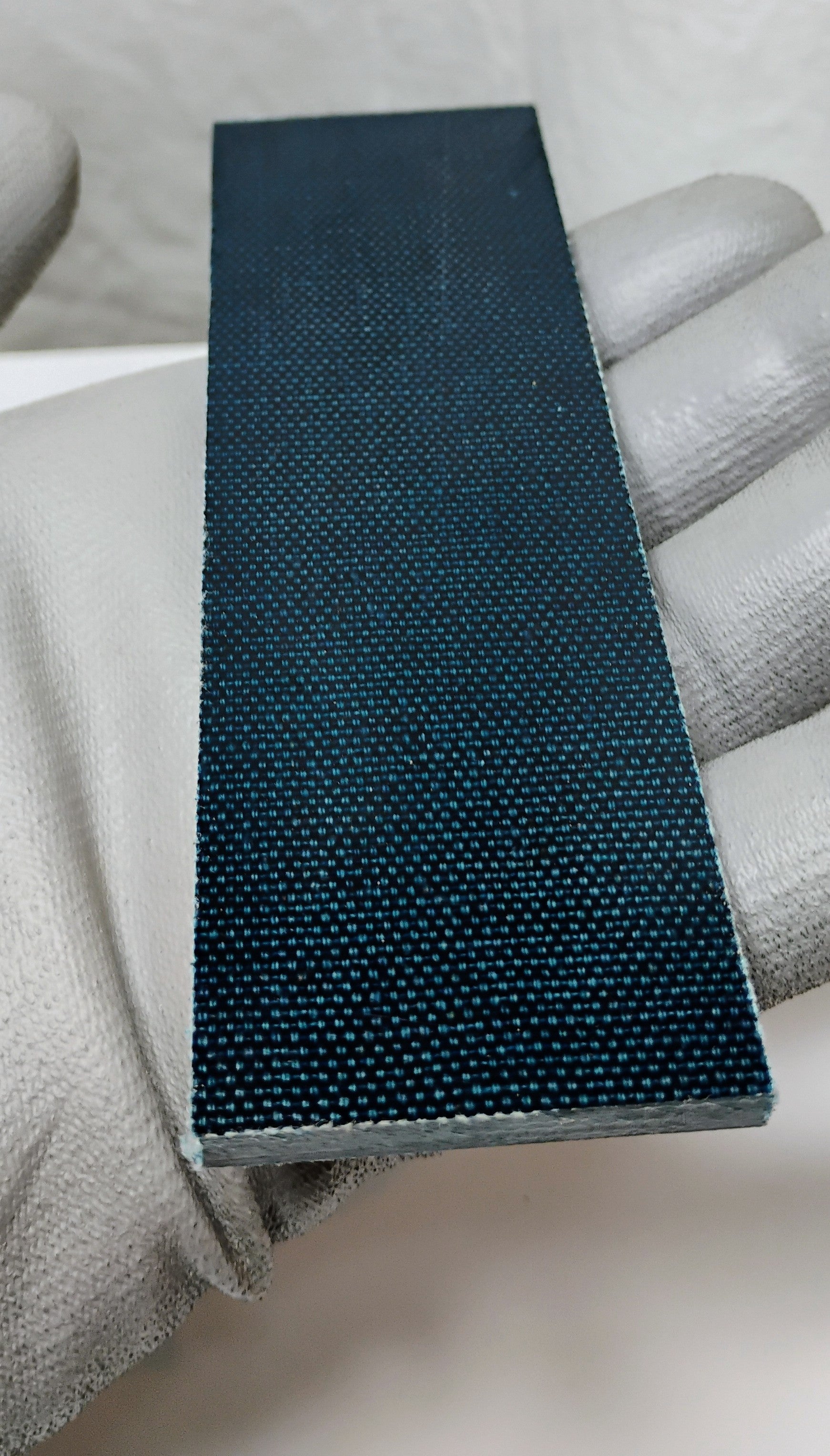 Coon Dog (3 &1/4") 3 Finger EDC